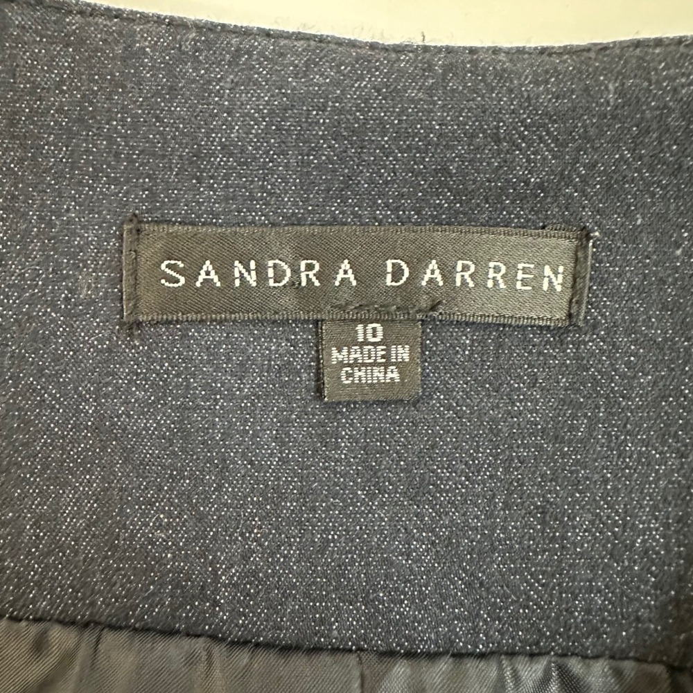 Sandra Darren Denim Sheath Dress Womens 10 Blue Dark Wash Cap Sleeve Knee Length - Picture 2 of 12